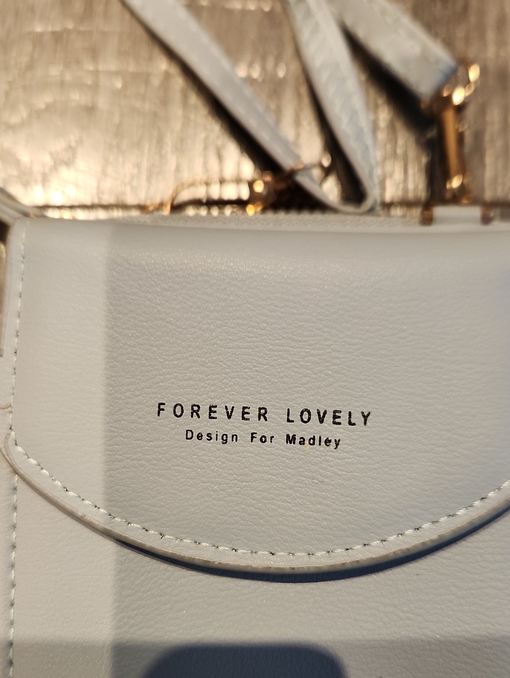 EUC Forever Lovely Designed For Madley Adjustable Crossbody Wristlet - Picture 2 of 11